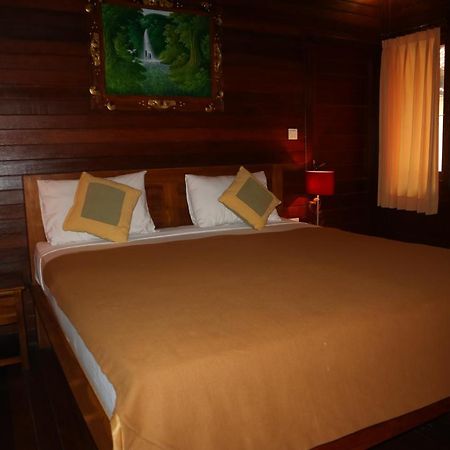 Svaha Nusa Guest House レンボンガン島 エクステリア 写真