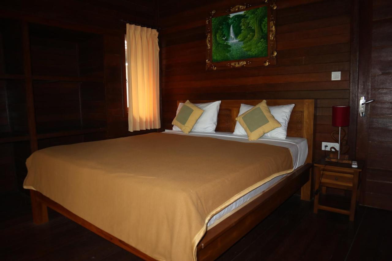 Svaha Nusa Guest House レンボンガン島 エクステリア 写真