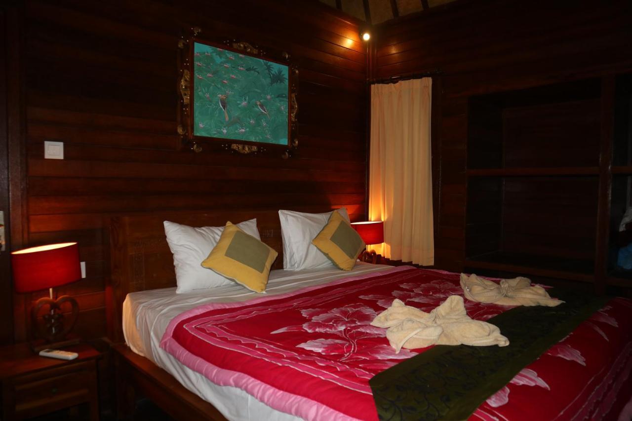 Svaha Nusa Guest House レンボンガン島 エクステリア 写真