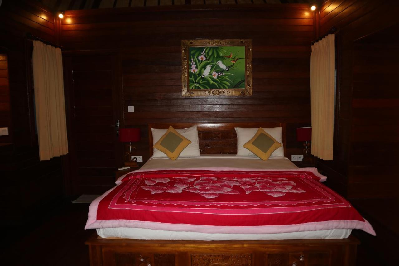 Svaha Nusa Guest House レンボンガン島 エクステリア 写真