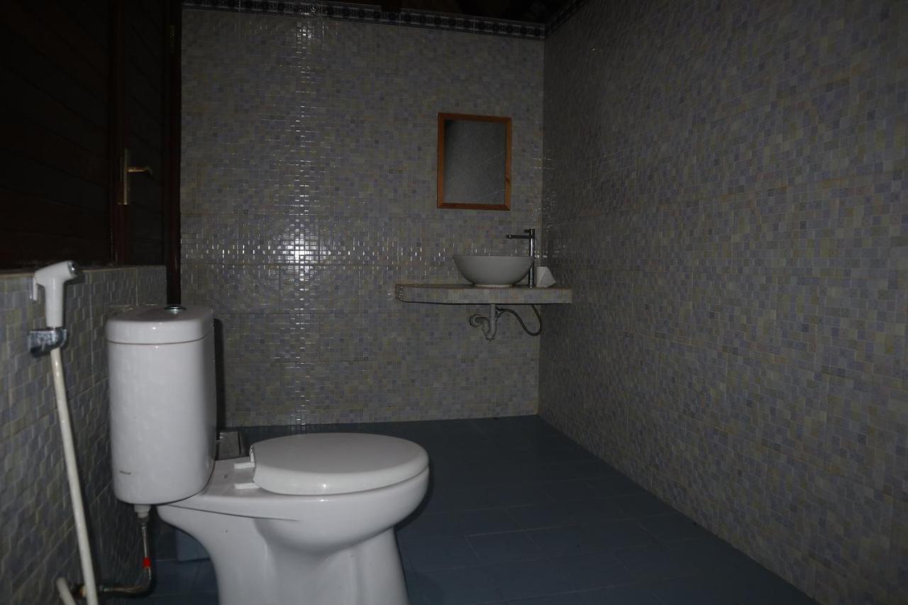 Svaha Nusa Guest House レンボンガン島 エクステリア 写真