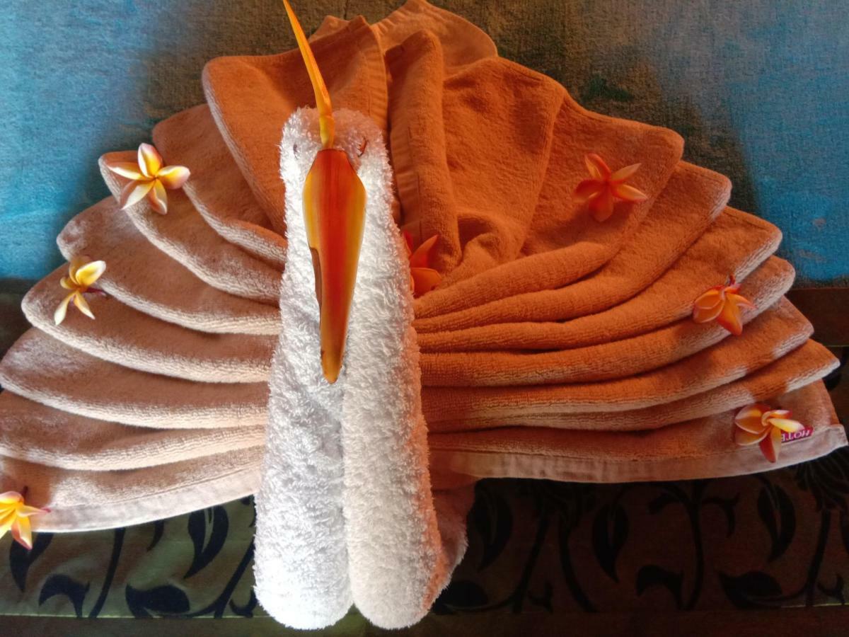 Svaha Nusa Guest House レンボンガン島 エクステリア 写真