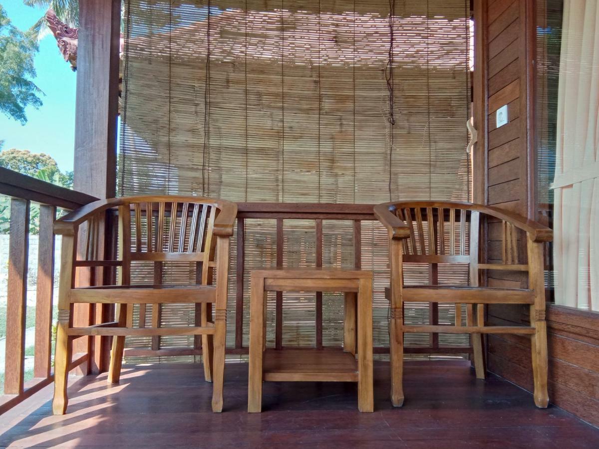 Svaha Nusa Guest House レンボンガン島 エクステリア 写真