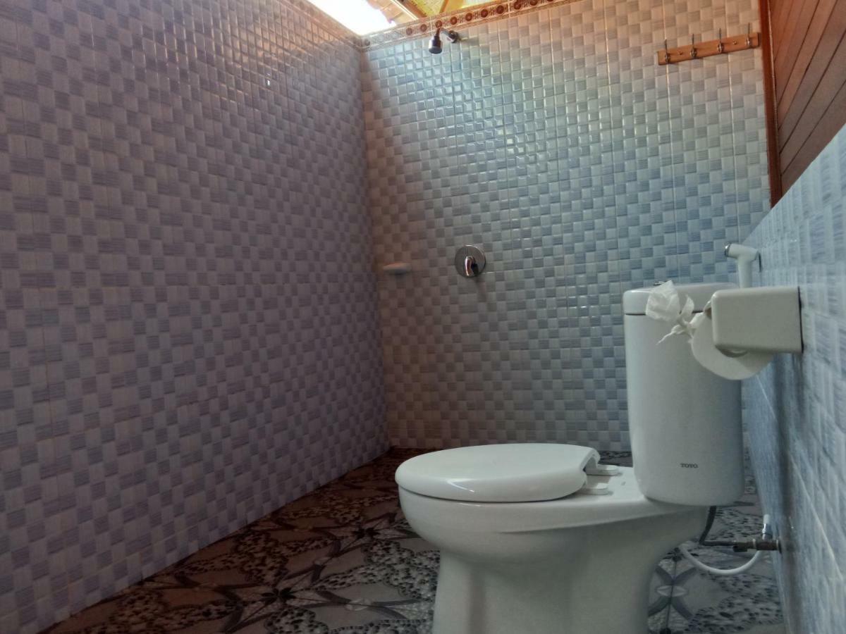 Svaha Nusa Guest House レンボンガン島 エクステリア 写真