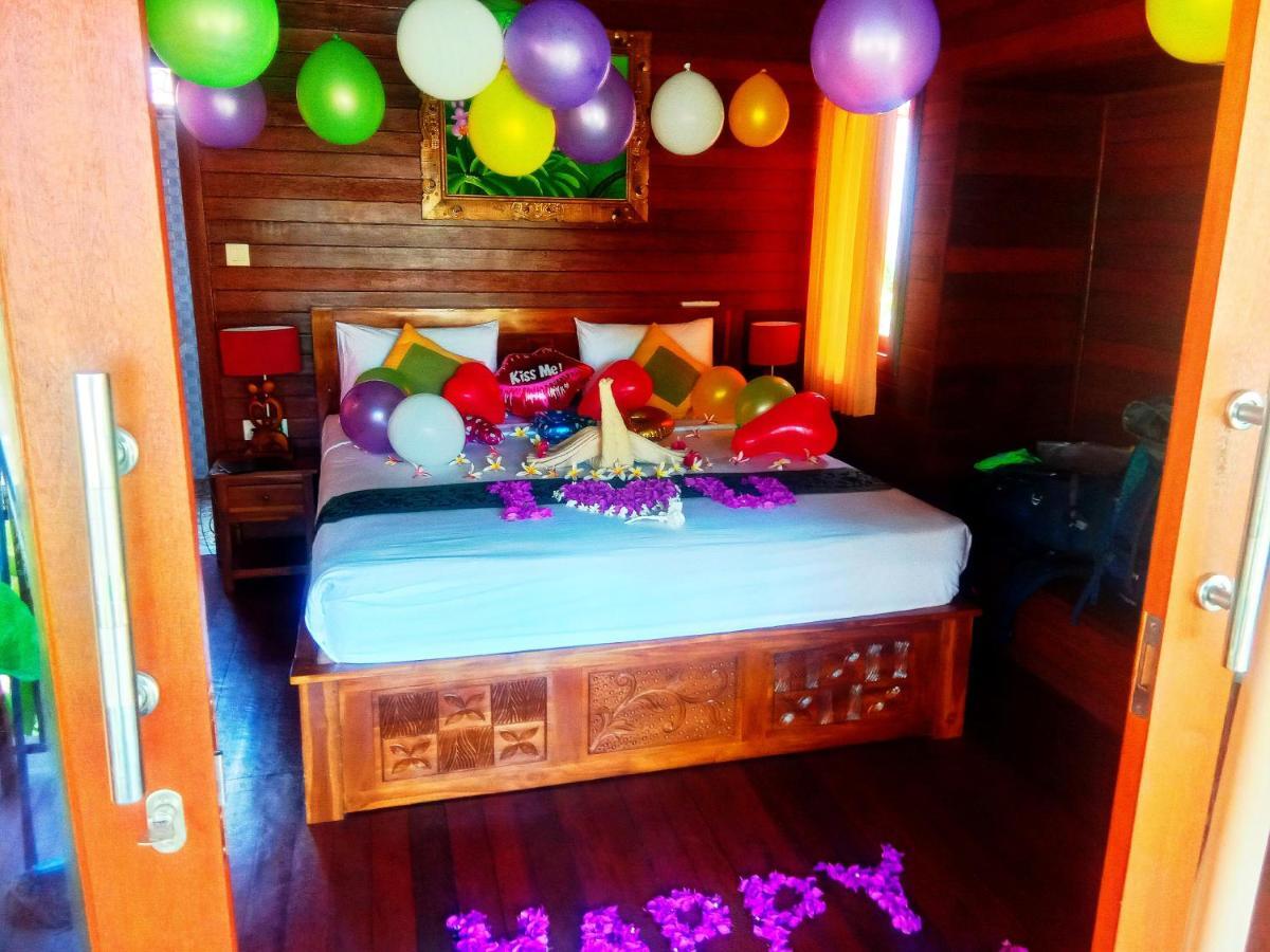 Svaha Nusa Guest House レンボンガン島 エクステリア 写真